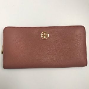 UEC Tory Burch Wallet